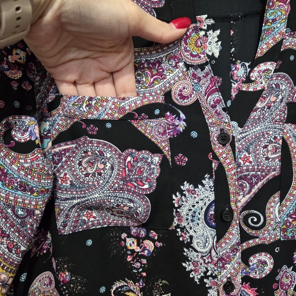 Express Woman's Black Sheer Colorful Paisley Roll Tab Button Up Shirt Size Small - Picture 4 of 9